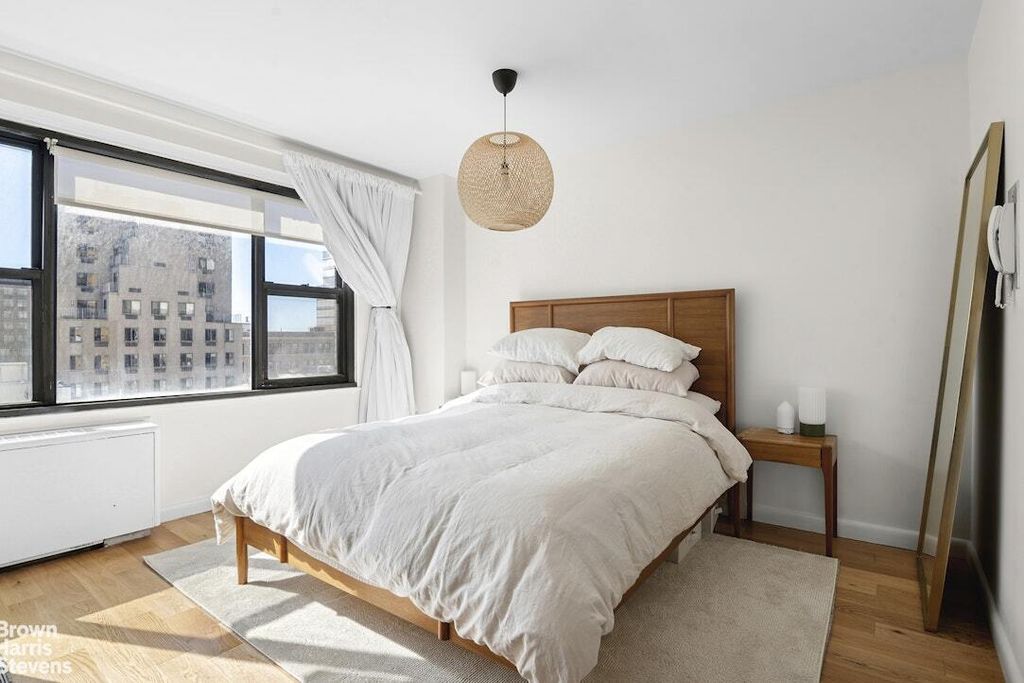 Property photo 3 of 12 <Alttext/>