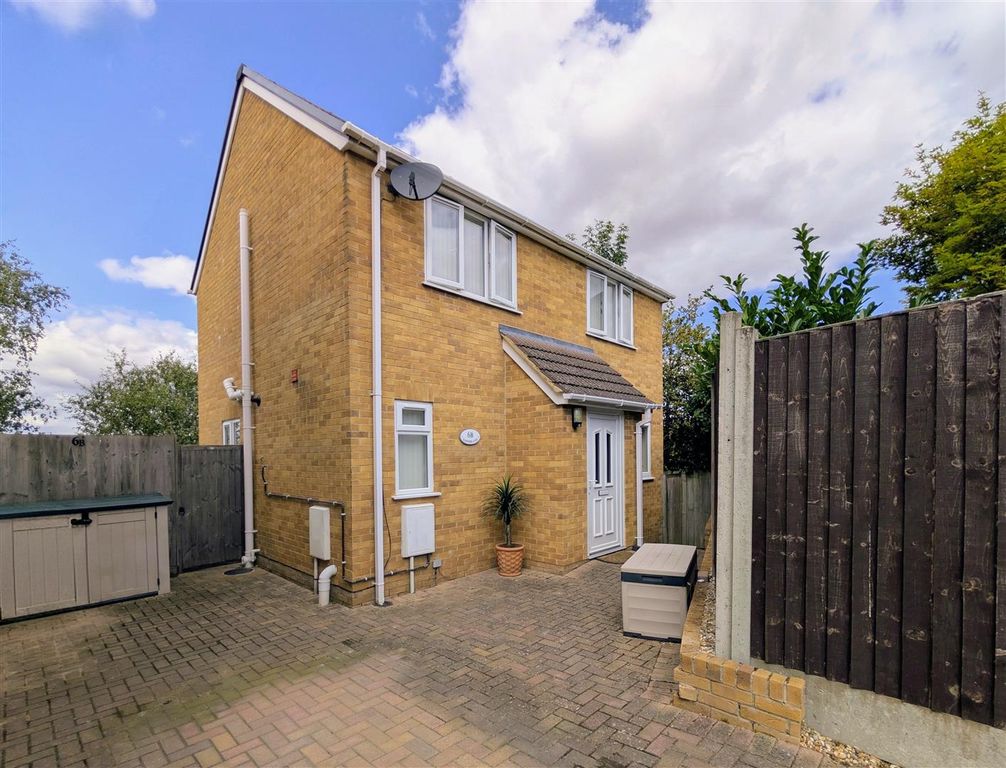 Property photo 1 of 17
