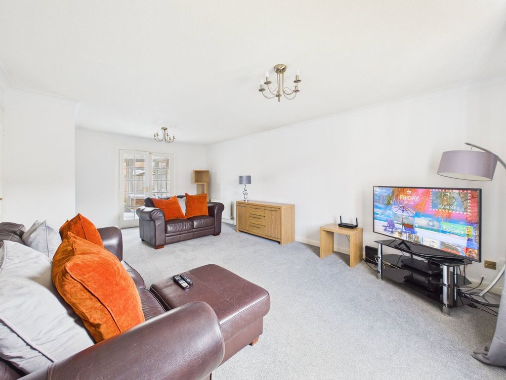Property photo 3 of 29