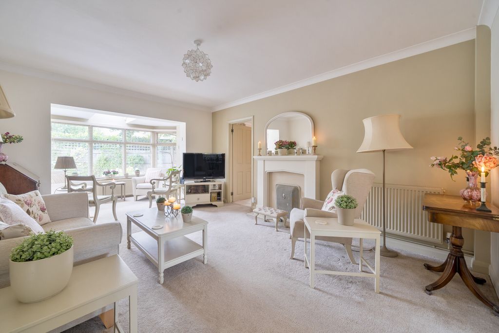 Property photo 2 of 18 1356511-19-68Cbfe...