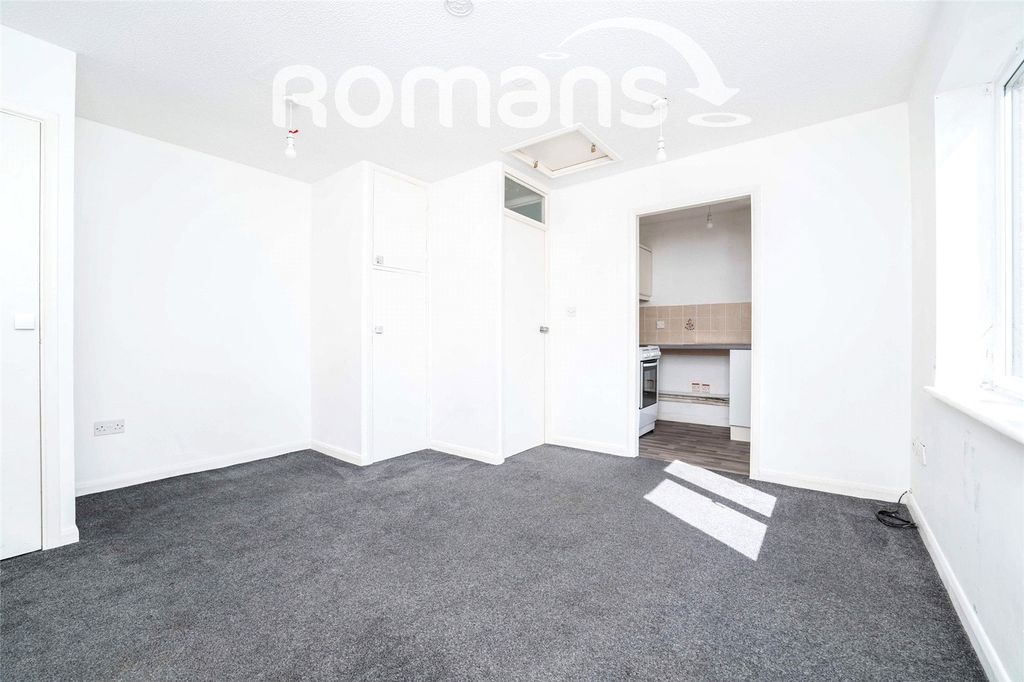 Property photo 3 of 9 Picture No. 04