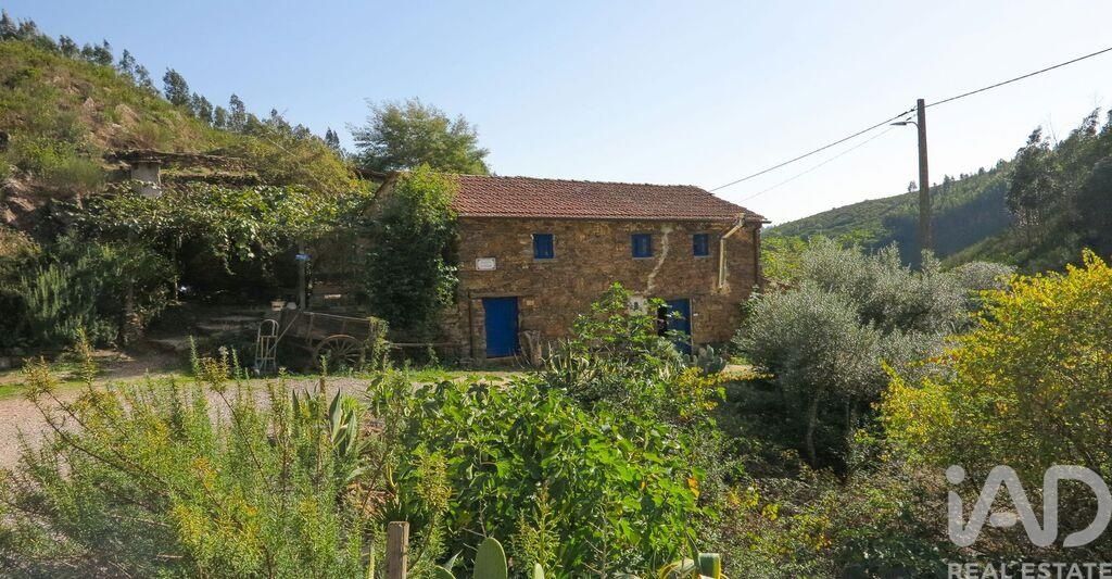 Property photo 2 of 34