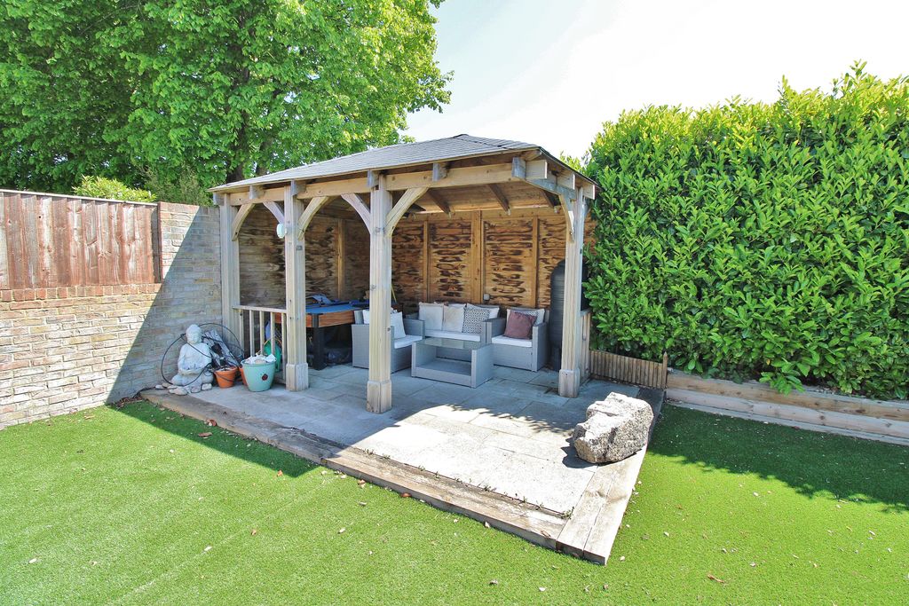 Additional image 25 of 4 bed detached house for saleDriftwood Drive, Fareham PO14