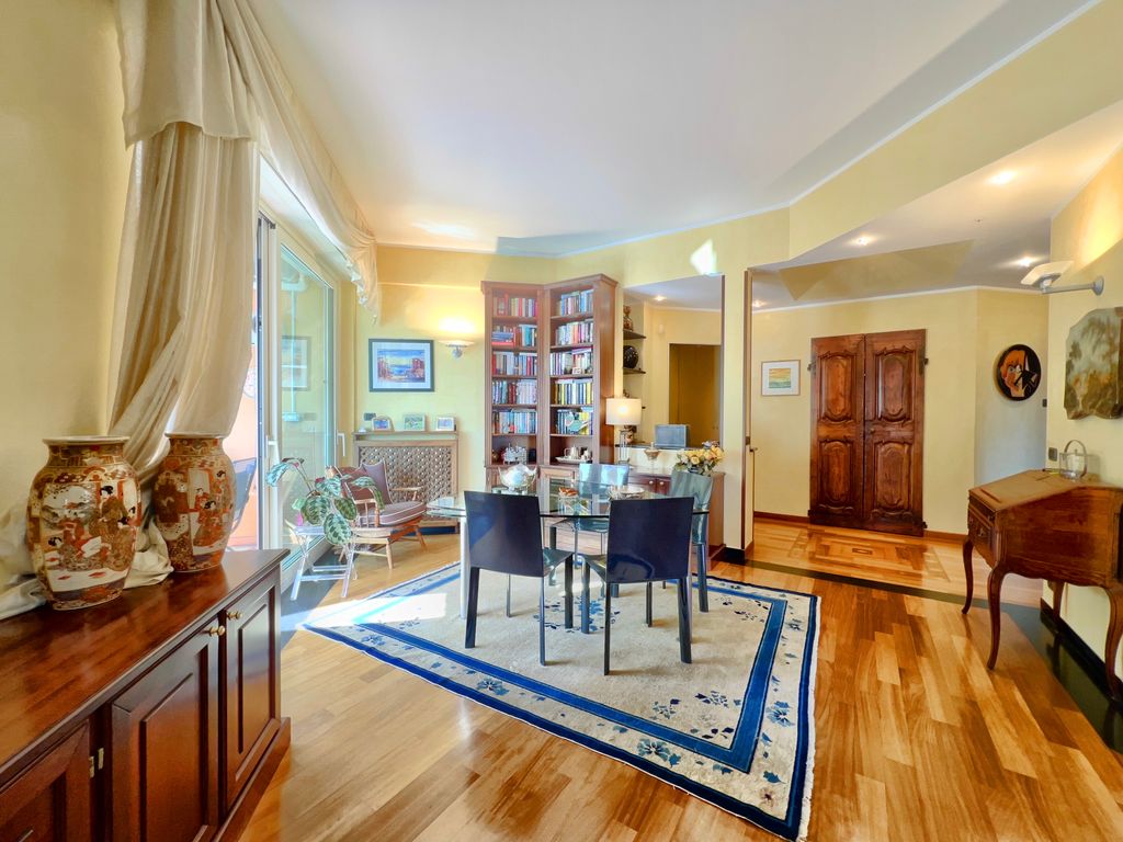 Property photo 1 of 43