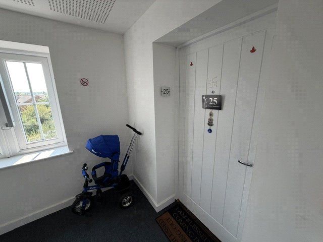 Property photo 1 of 9 Picture No. 12