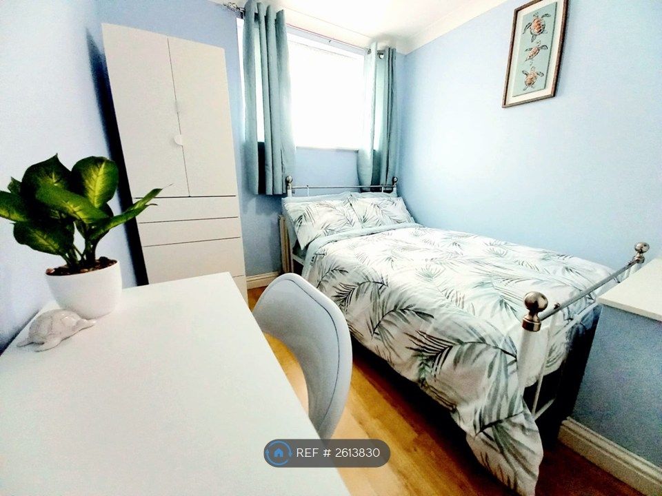 Property photo 2 of 7