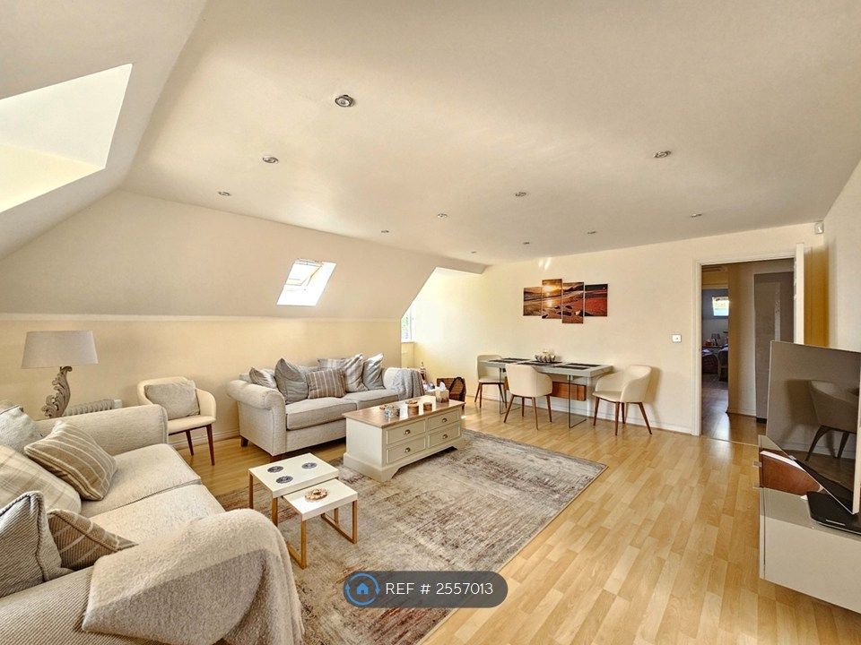 Property photo 1 of 15 Living Room