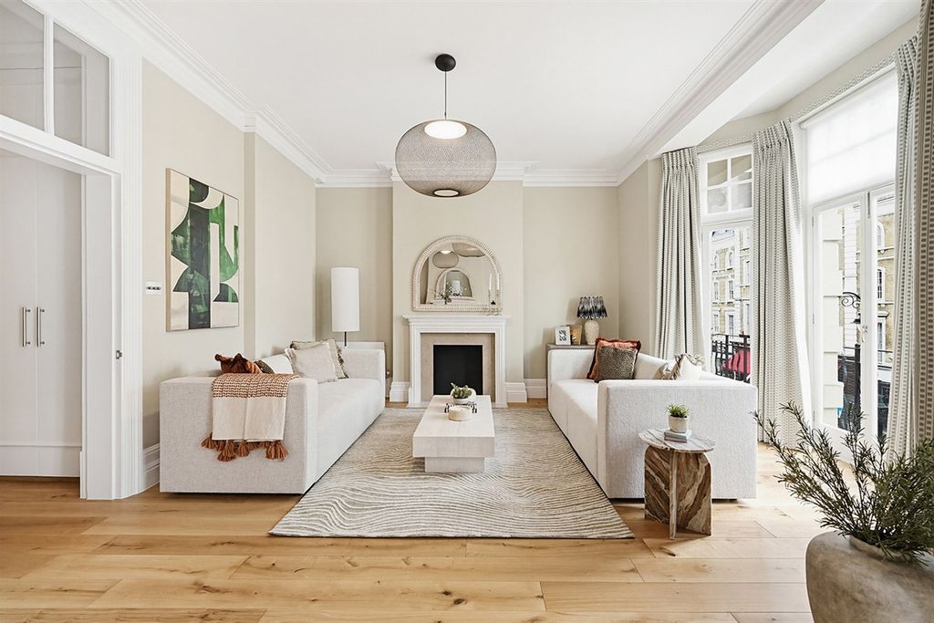 Property photo 1 of 13 (Main)