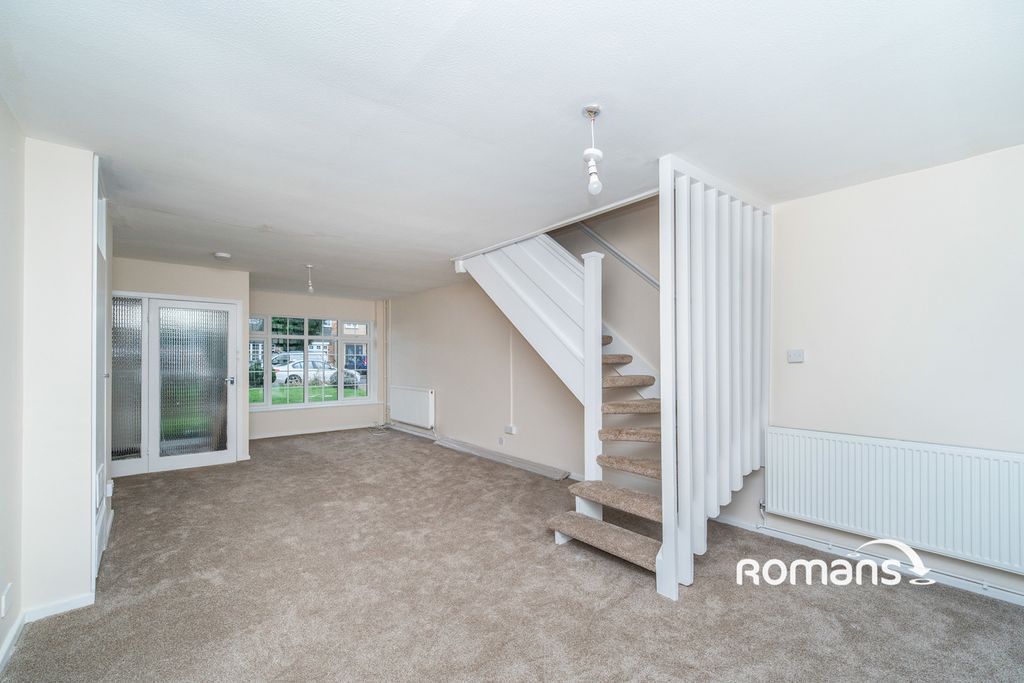 Property photo 2 of 11 Photo