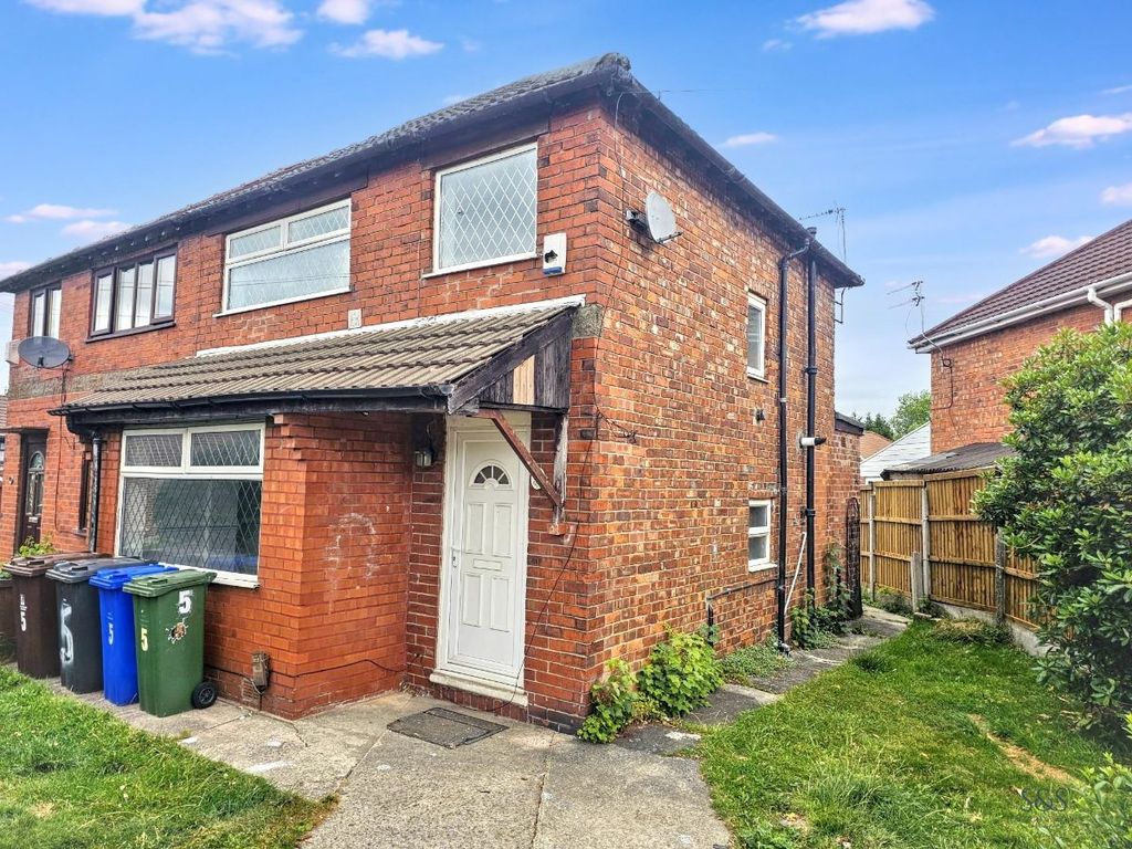 Property photo 2 of 19
