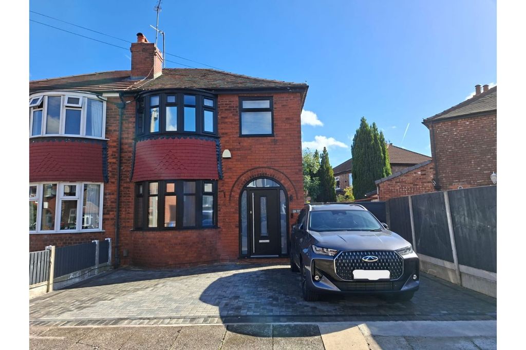 Property photo 1 of 1