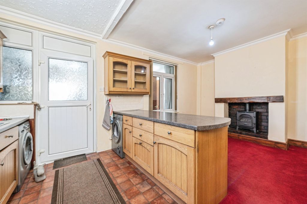 Property photo 3 of 14