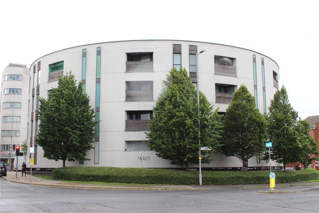 Property photo 1 of 8 Picture No. 14