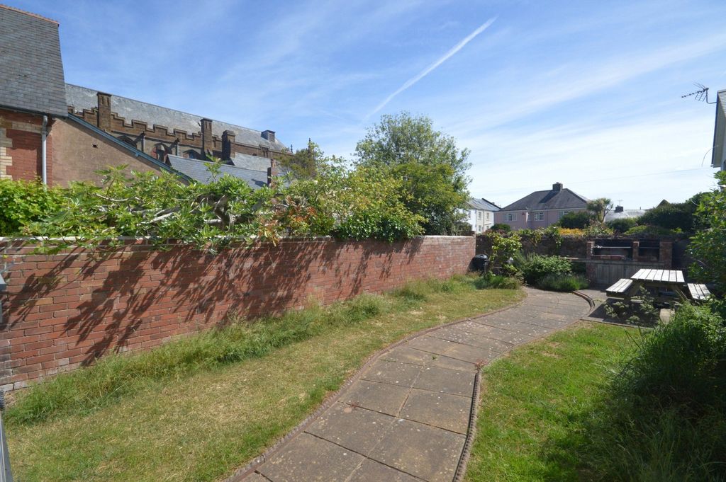 Property photo 2 of 21 Picture No. 72