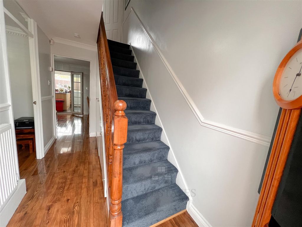 Property photo 2 of 23 20251016_113142000_Ios.Jpg