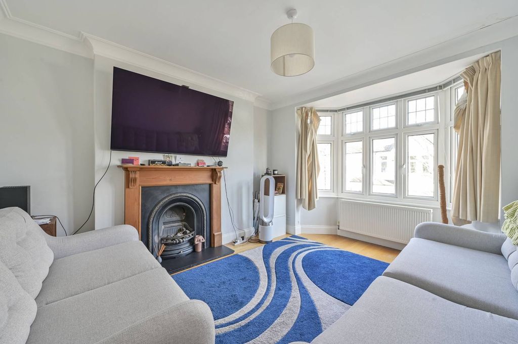 Property photo 2 of 5