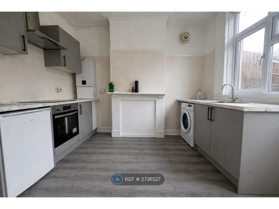 Property photo 1 of 3