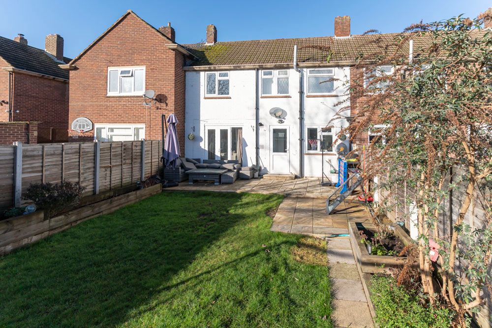 Property photo 2 of 18