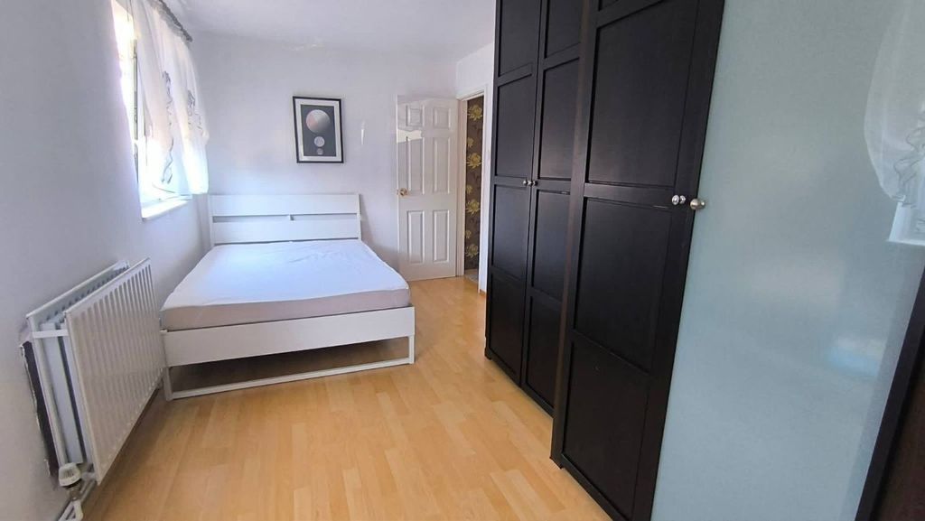 Property photo 1 of 8 2 Bed Semi-Detached Property For Sale Peterborough