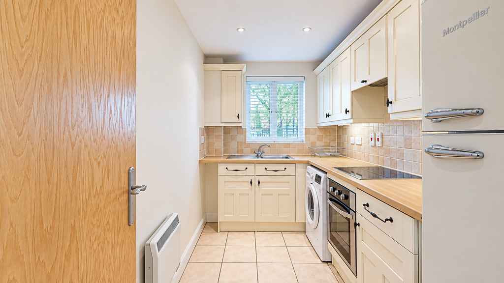 Property photo 3 of 14 Kitchen - Angle 1