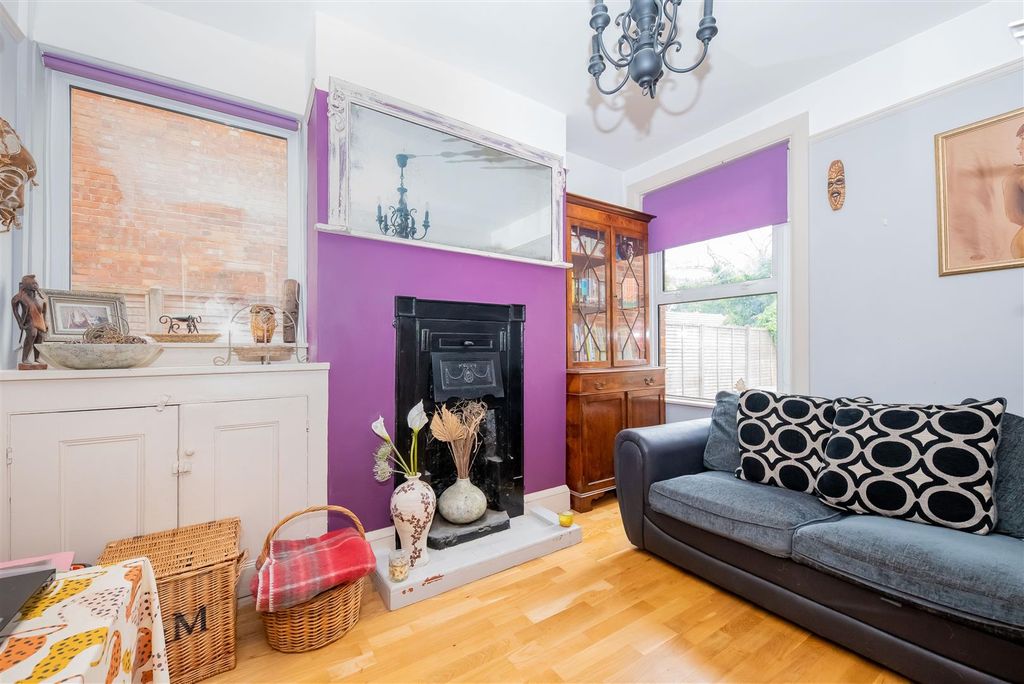Property photo 3 of 15