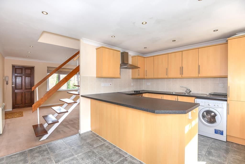 Property photo 2 of 8 Master Bedroom