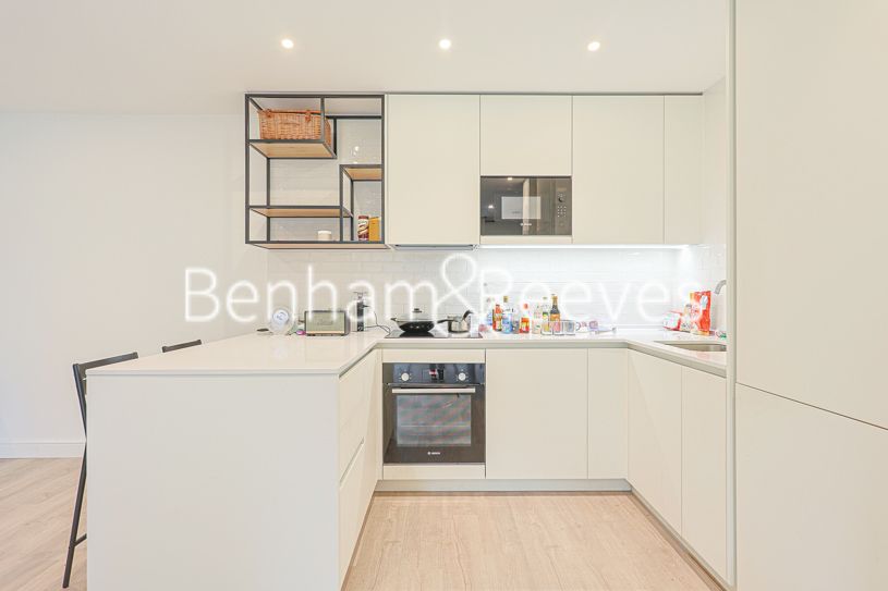 Property photo 2 of 20