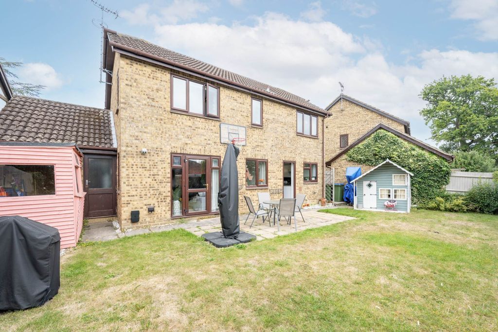 Property photo 2 of 29