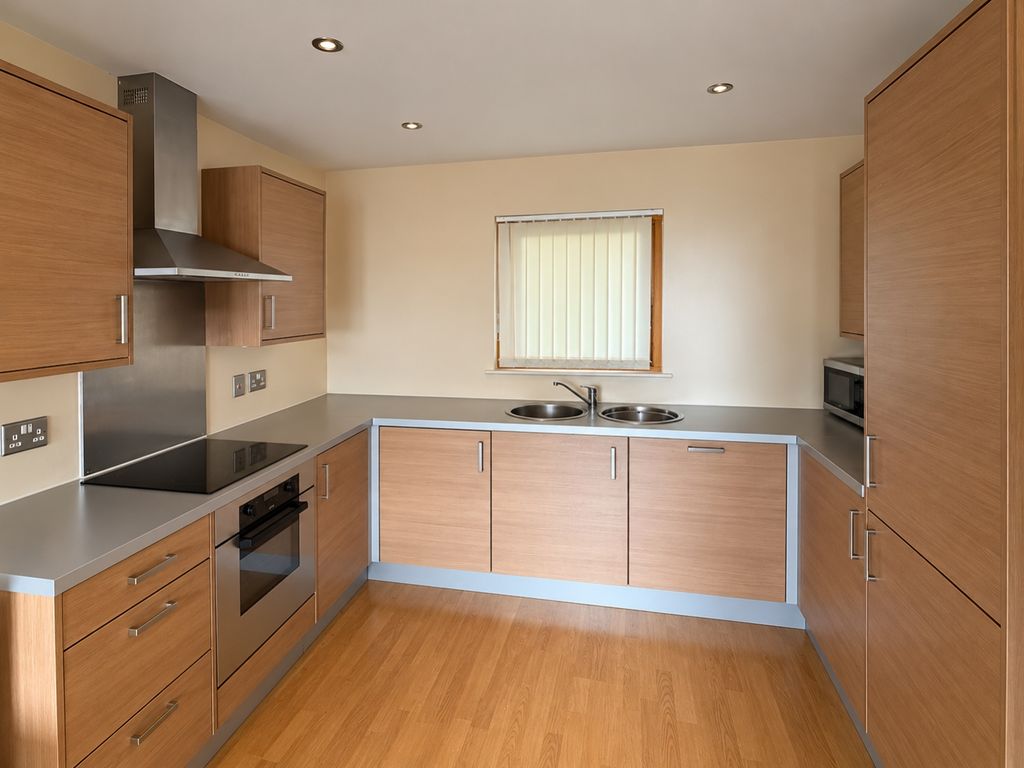 Property photo 2 of 6 2B500B7E-700D-4E90-85B4-Af27E75B2140