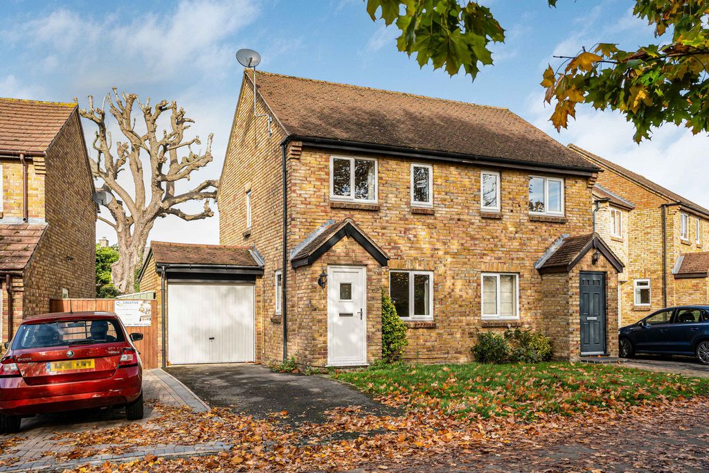 Property photo 2 of 11