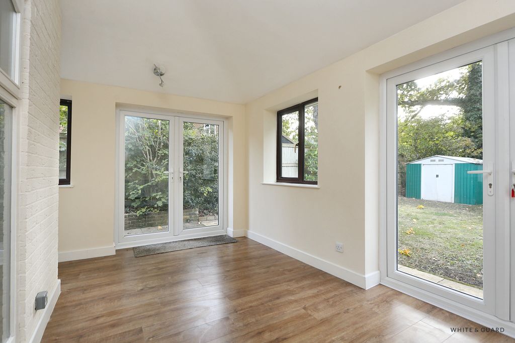 Property photo 3 of 11 Img_4961