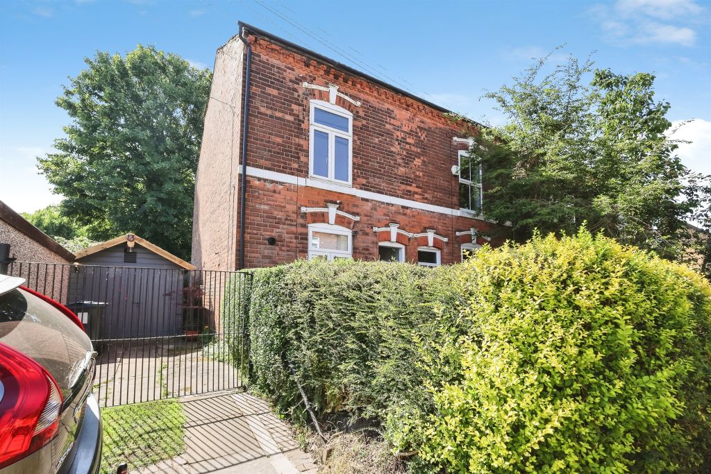 Property photo 2 of 19