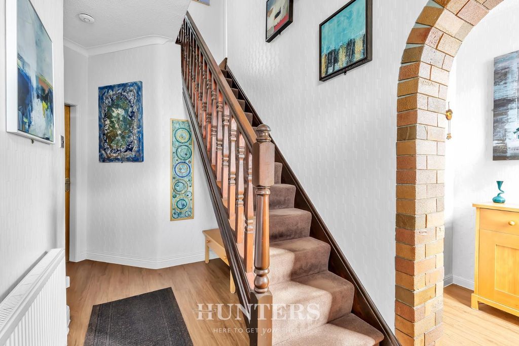 Property photo 3 of 25 Lever Walk (14).Jpg