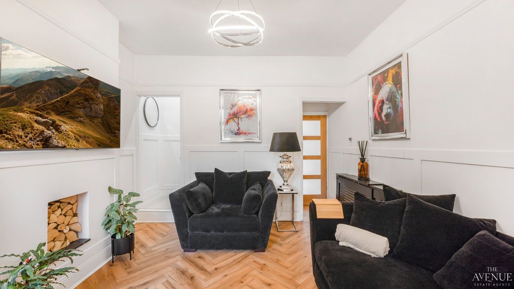 Property photo 1 of 33 3801751