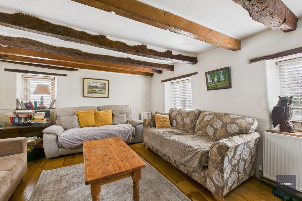 Property photo 3 of 43