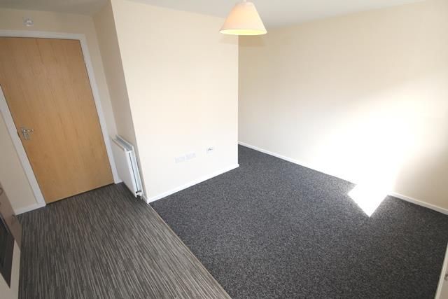 Property photo 3 of 6 Lounge