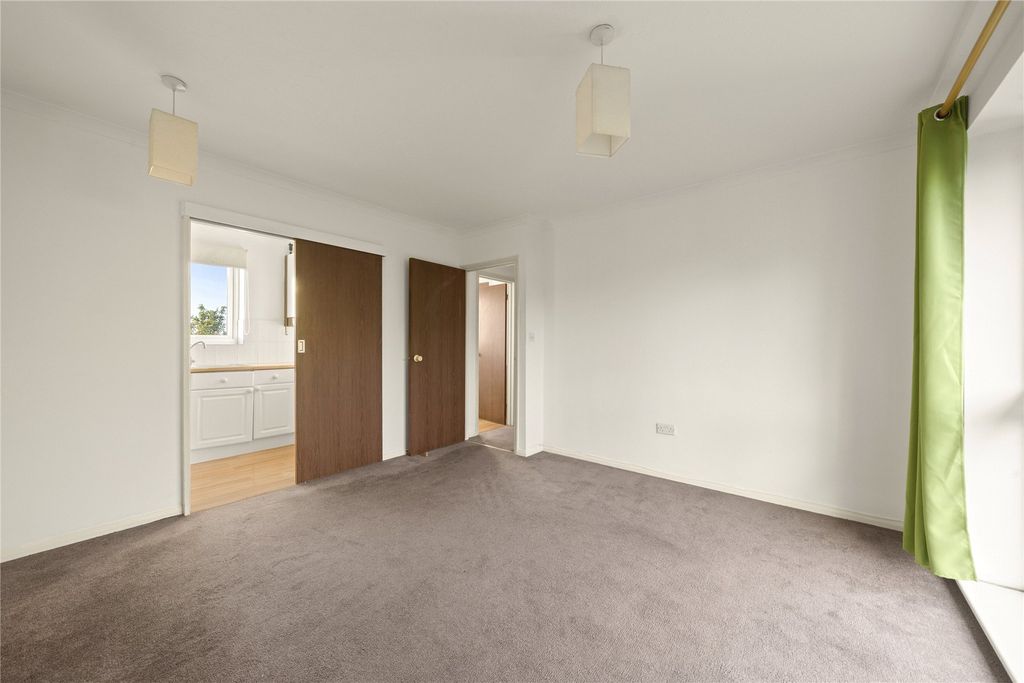 Property photo 2 of 8 Picture No. 05