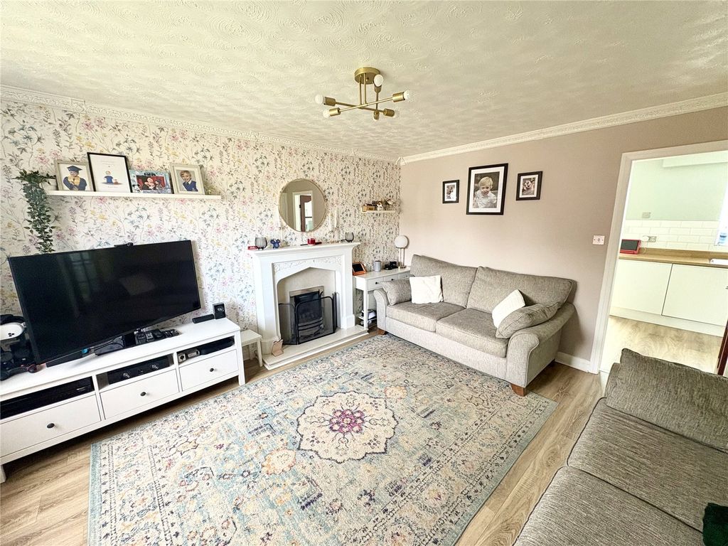 Property photo 2 of 11 Picture No. 04