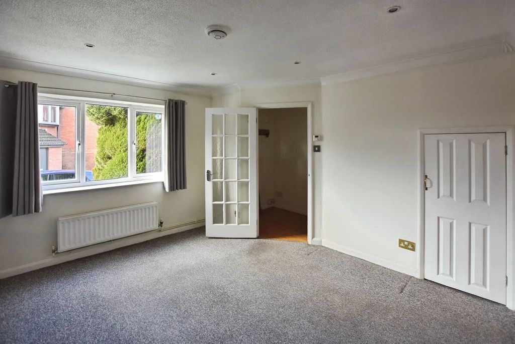 Property photo 2 of 13 Picture 2