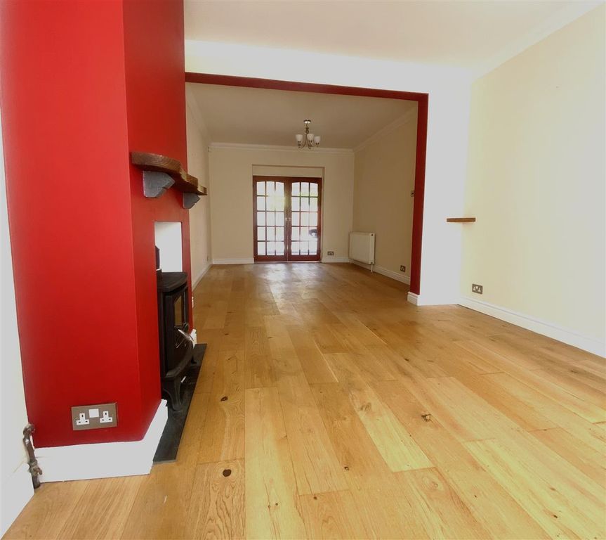 Property photo 3 of 12 Living Room