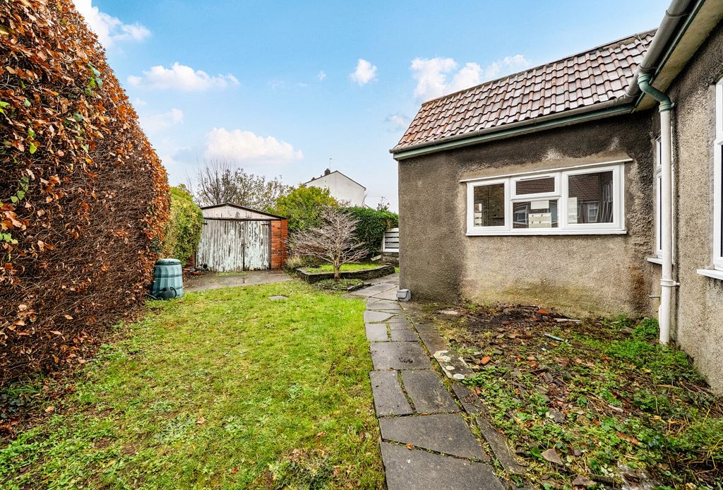 Property photo 3 of 9 Picture 3