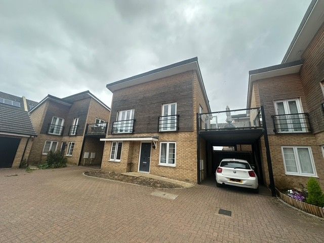 Property photo 1 of 8