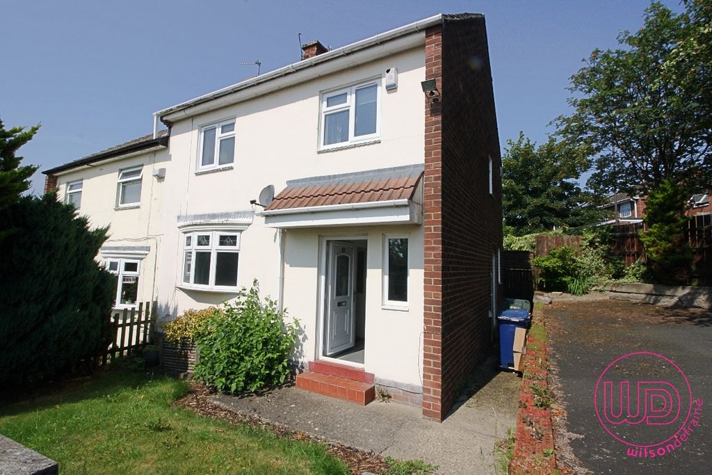 Property photo 2 of 23