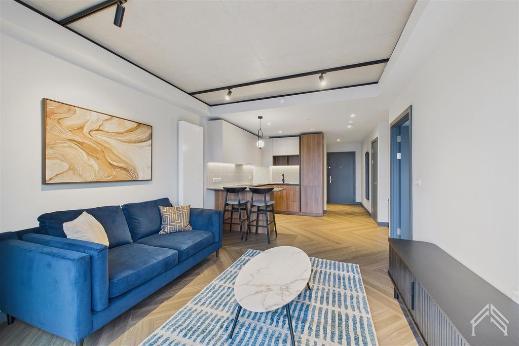 Property photo 1 of 17 Cam02700G0-Pr0422-Still009.Jpg