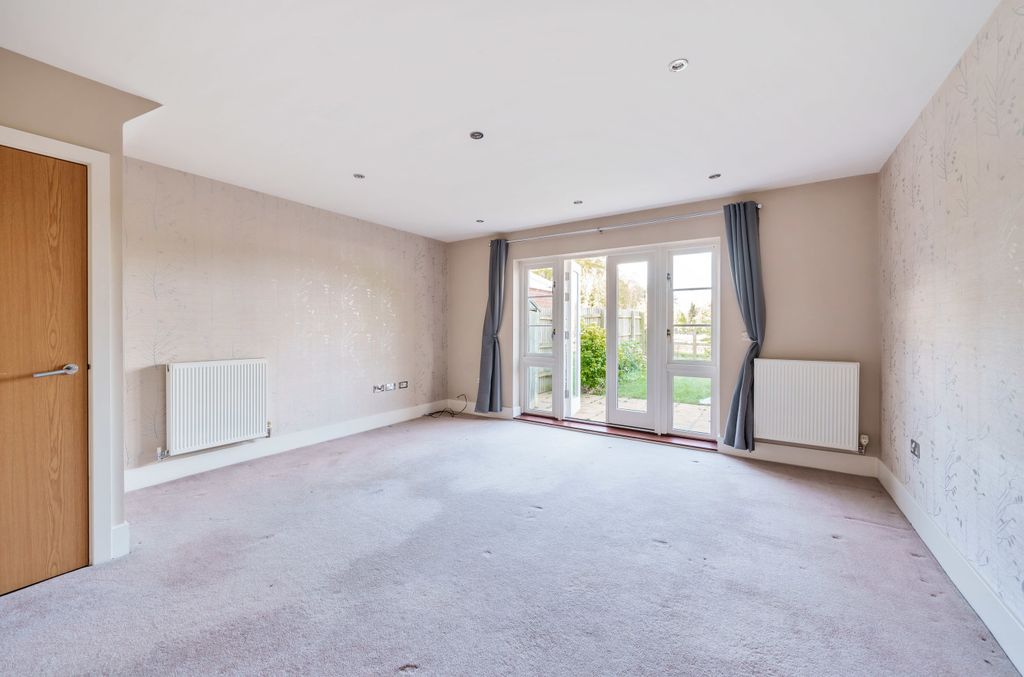 Property photo 3 of 12 1053715 (3).Jpg