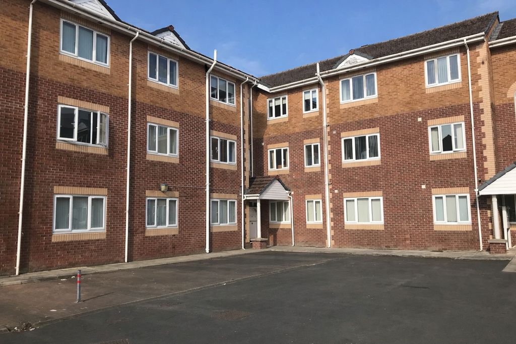 Property photo 1 of 6 Front