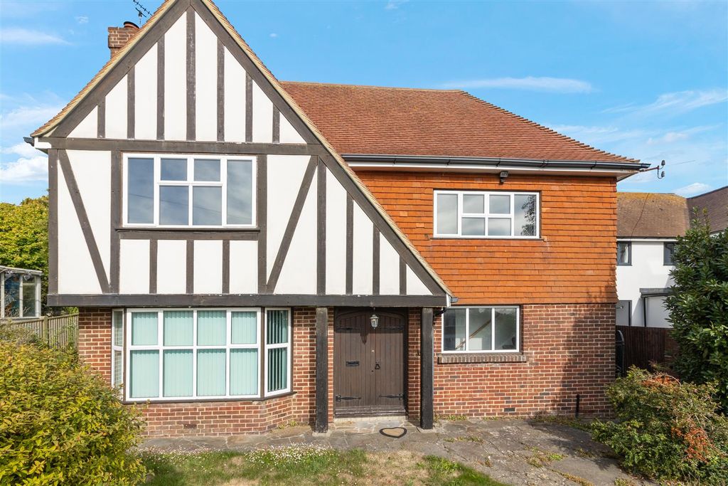 Property photo 1 of 17 Front.Jpg