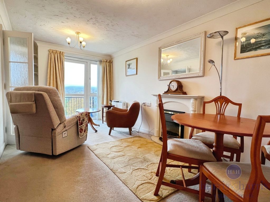 Property photo 2 of 10 Pbox-Img.Jpg