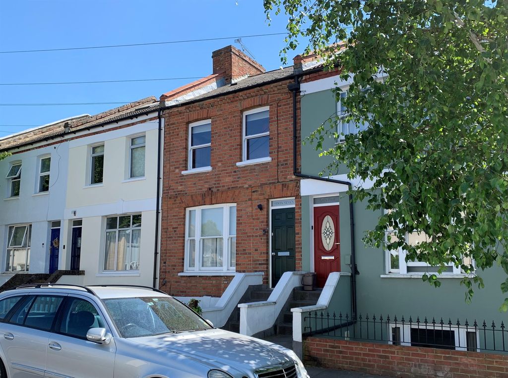 Property photo 1 of 12