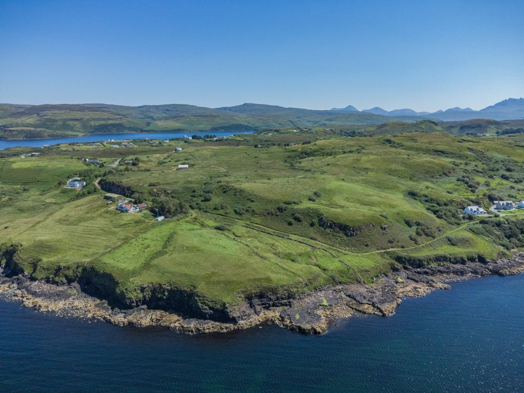 Property photo 2 of 35 28 Fiskavaig